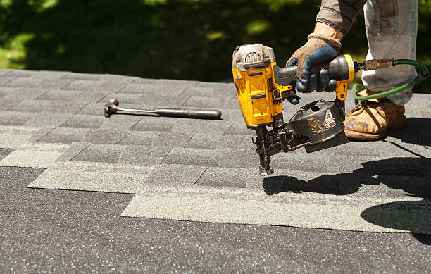 Best Commercial Roofing Services  in Mequon, WI